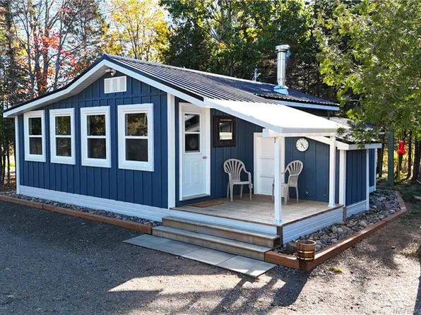 260 Manor Rd, Saint George, NB E5C 1M1