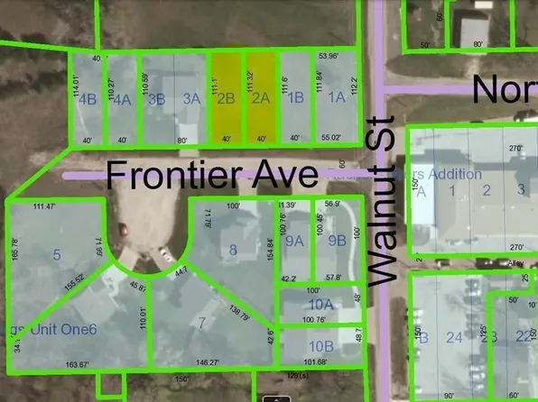 204 Frontier Ave, Westmoreland, KS 66549