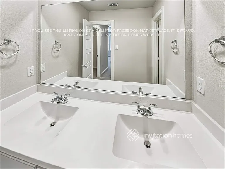 2533 Stella Ln — Photo 17