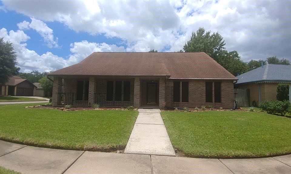 1st image of 126 Elfwood Ct