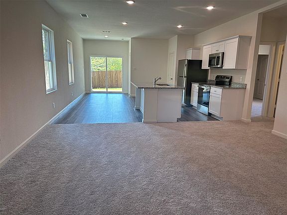 2nd image of 4423 Marigold Dr