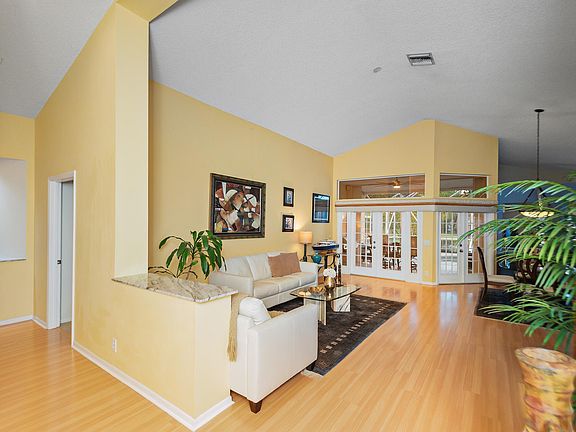 5th image of 412 Cameron Drive