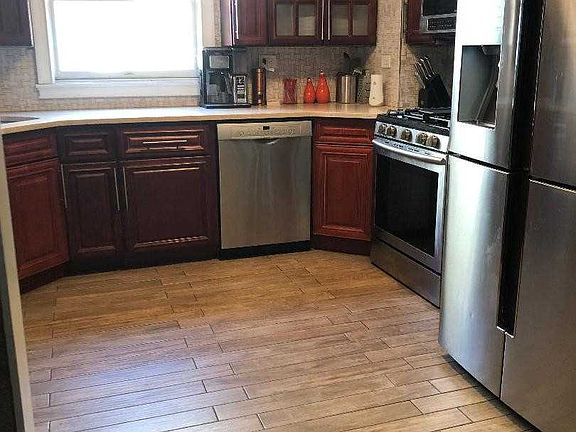 2nd image of 15632 76th St