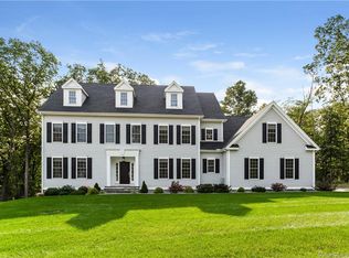 50 Stratford Xing, Avon, CT 06001