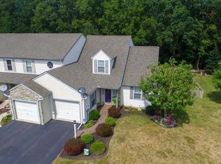 143 Moorland Ct, Lititz, PA 17543