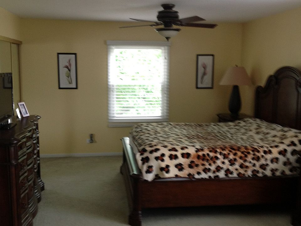 1st image of 426 Newport Dr