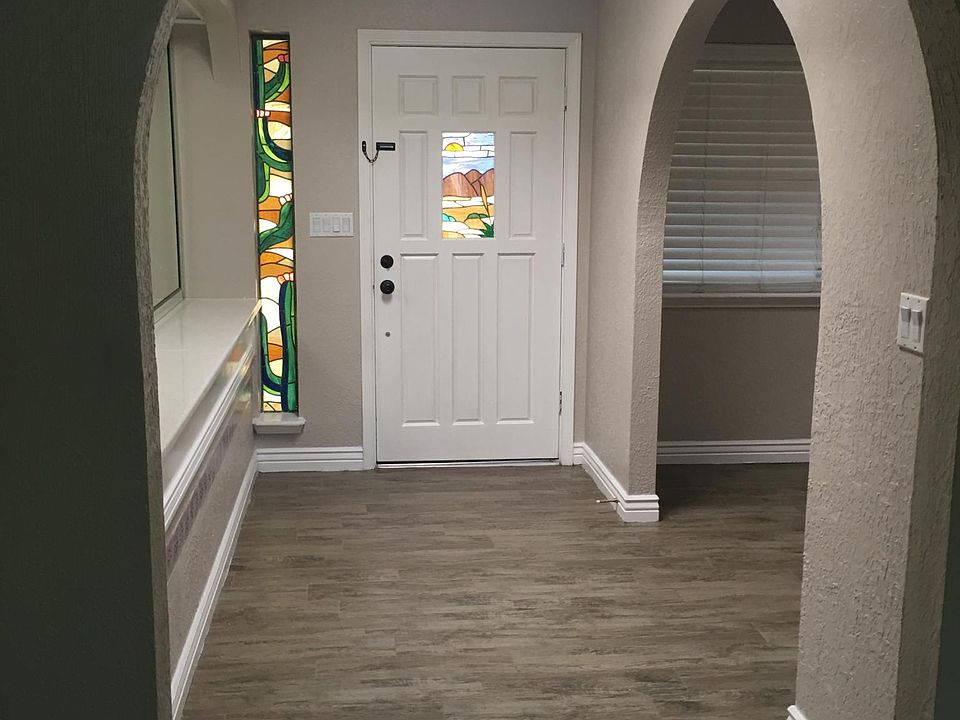 1st image of 620 Moondale Dr