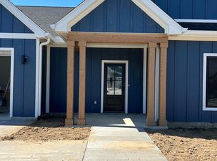 7607 W Saddle Gate Dr, Bloomington, IN 47404