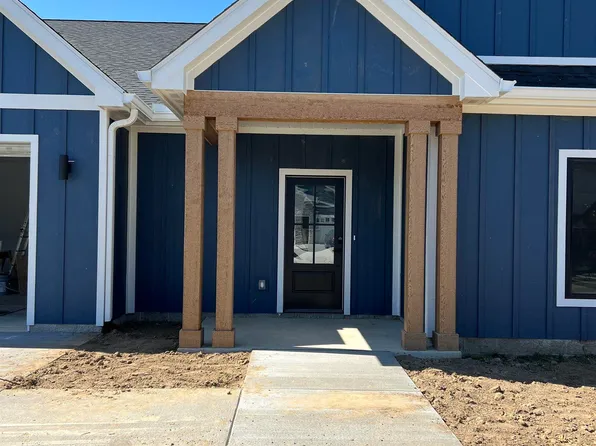 7607 W Saddle Gate Dr, Bloomington, IN 47404