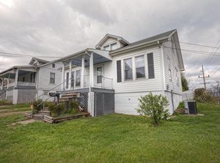 801 James St SW, Roanoke, VA 24015