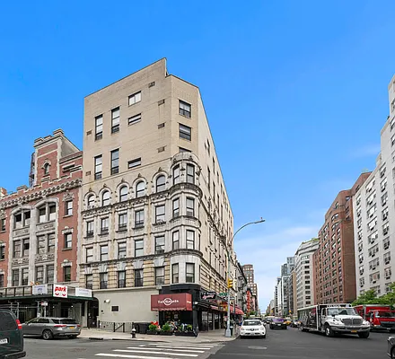 Rented by Mossanen Group | media 18