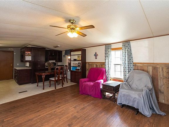 4th image of 3547 Chapel Ln