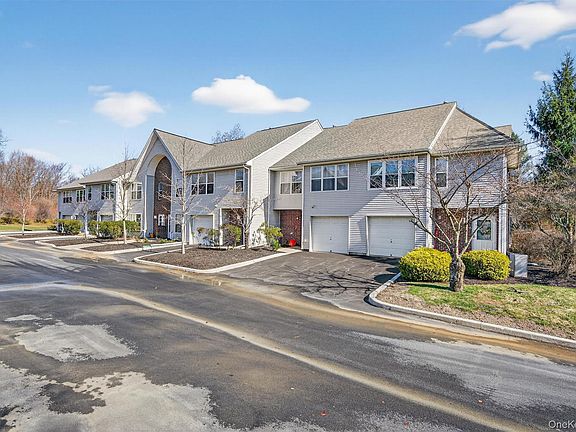 4th image of 51 Deer Ct Drive