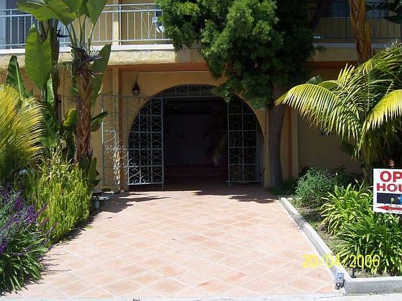 entry to building