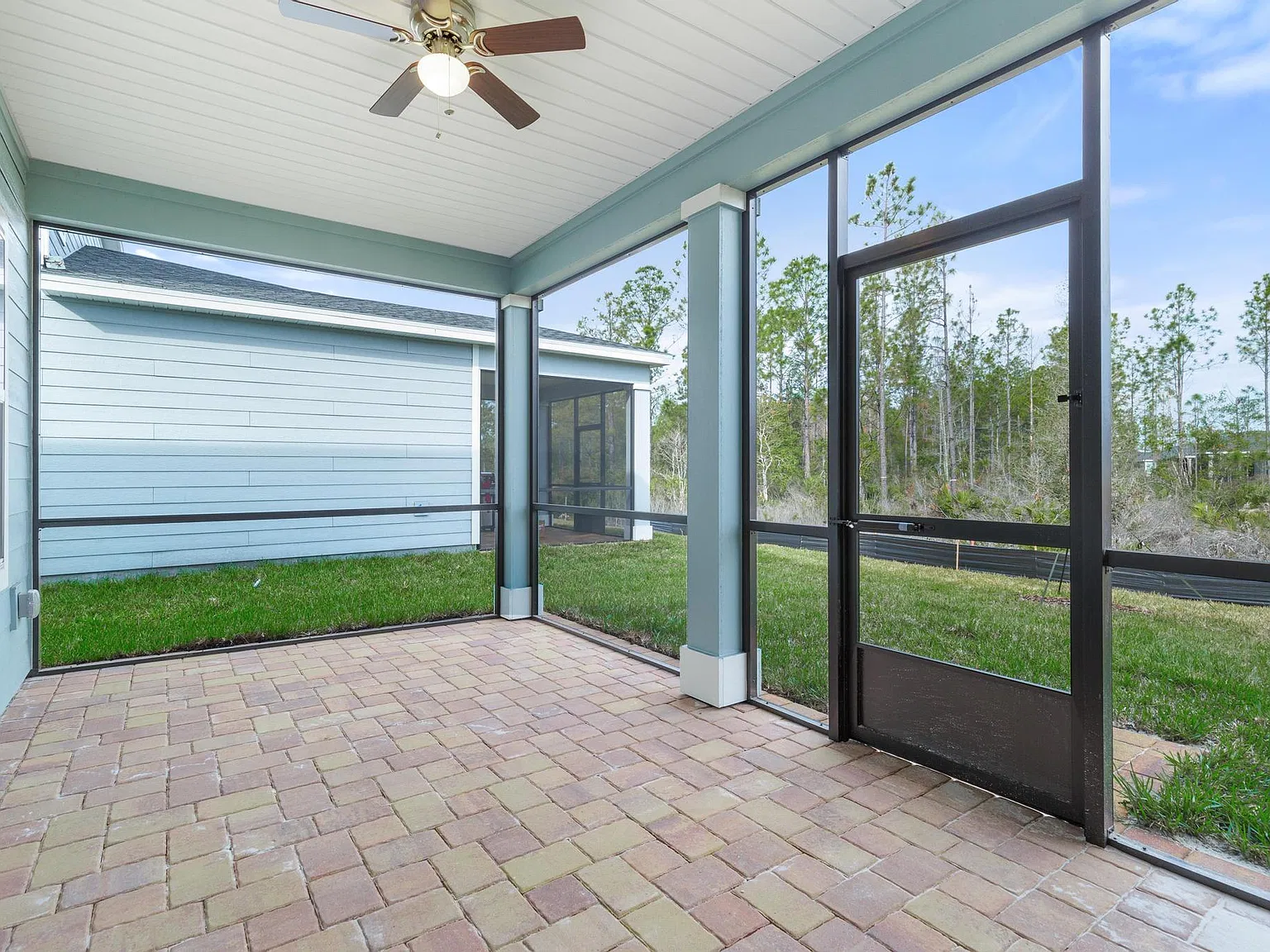 4 bed, 2088 sqft, $2,625 — Photo 3