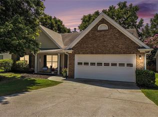 4020 McPherson Dr, Acworth, GA 30101
