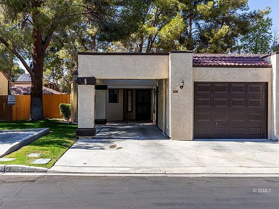 2nd image of 929 Monterey Dr
