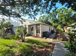 1898 Crystal Grove Dr, Lakeland, FL 33801