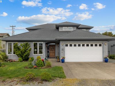 8866 Ocean Crest Ln, Manzanita, OR, 97130