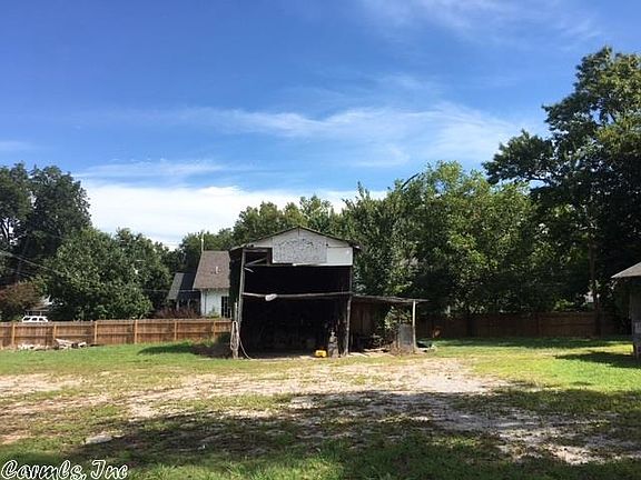 3rd image of 55 Nance St