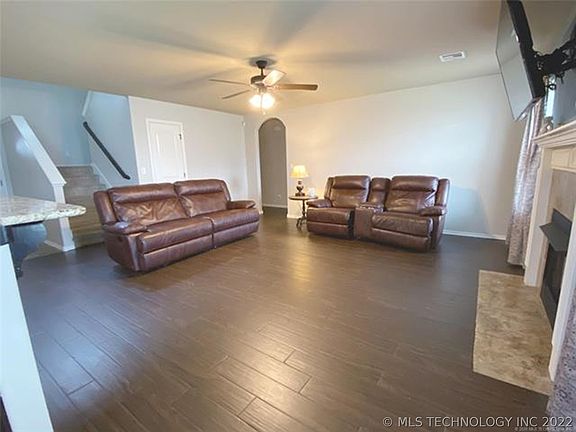 5th image of 8964 S 254th East Ave
