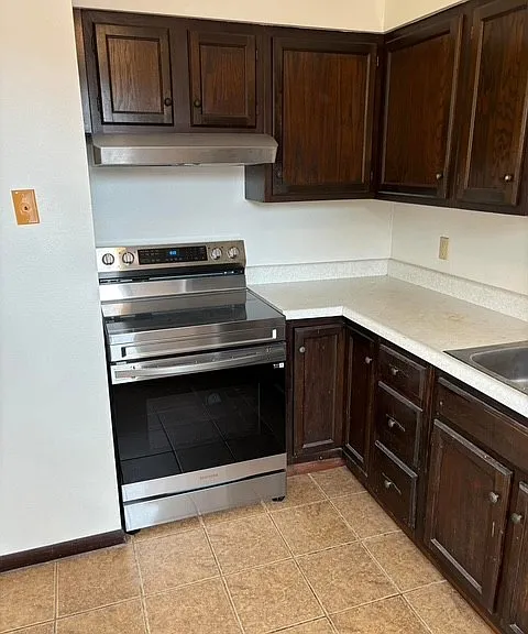 855 E St #3 — Photo 8