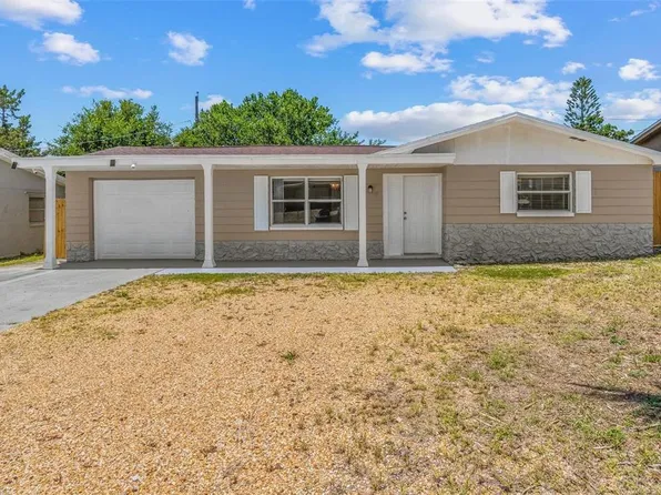 3307 Briar Cliff Dr, Holiday, FL 34691