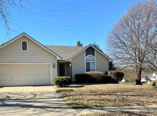 3501 SW Glendale Dr, Topeka, KS 66614