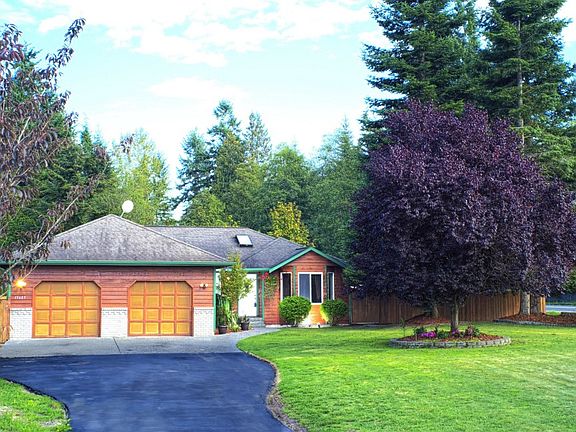 2nd image of 15605 87th Dr NW