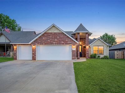 317 Stoneridge Dr, Moore, OK, 73160
