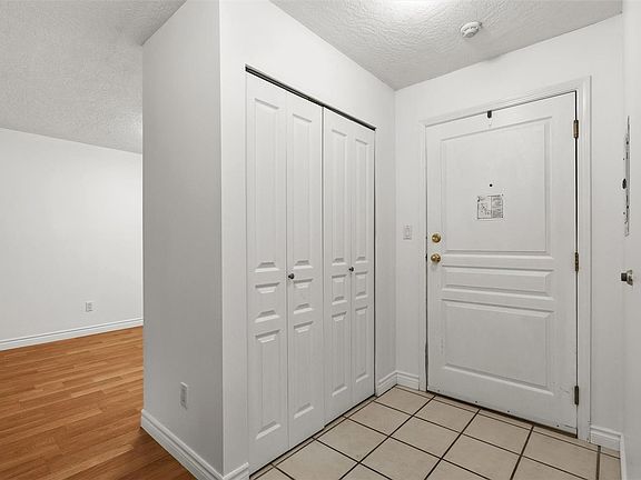 5th image of 894 Vernon Ave #112