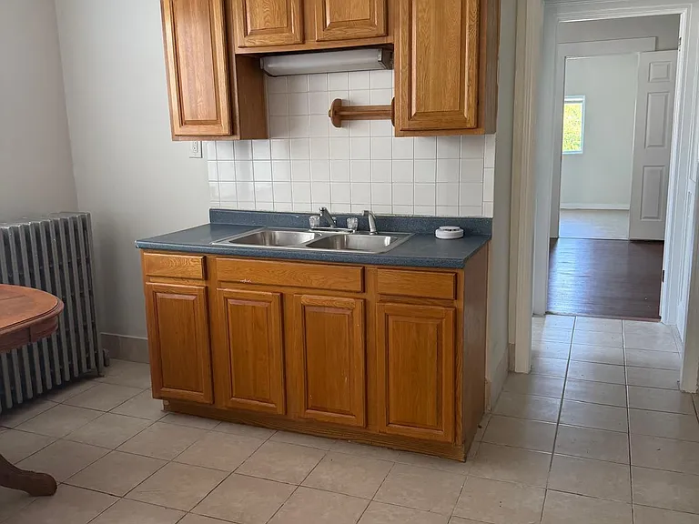 1932 Broad St #3 — Photo 8