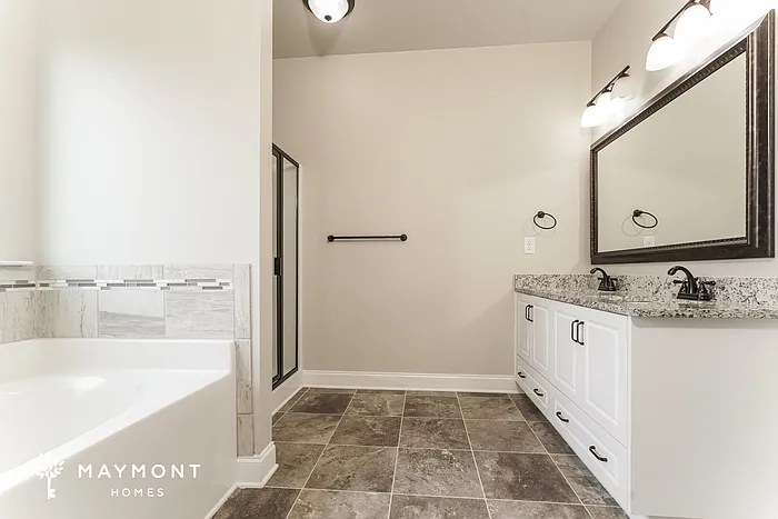 220 Pebble Ln — Photo 12