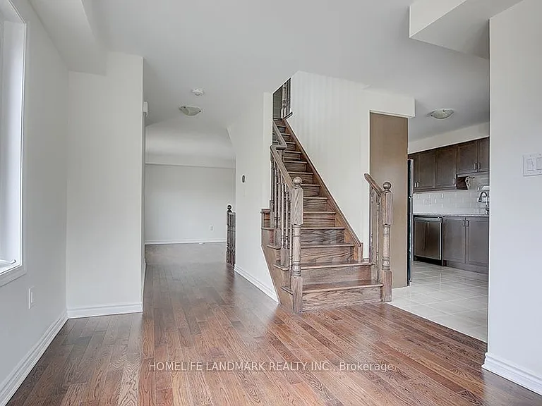 76 Casely Ave — Photo 18