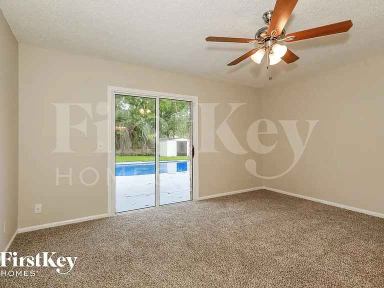 1806 Alder Dr — Photo 8