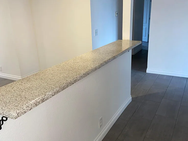 18391 Alder St — Photo 6
