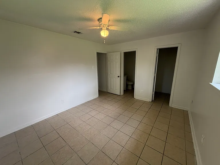 7832 Dorsett Dr — Photo 9