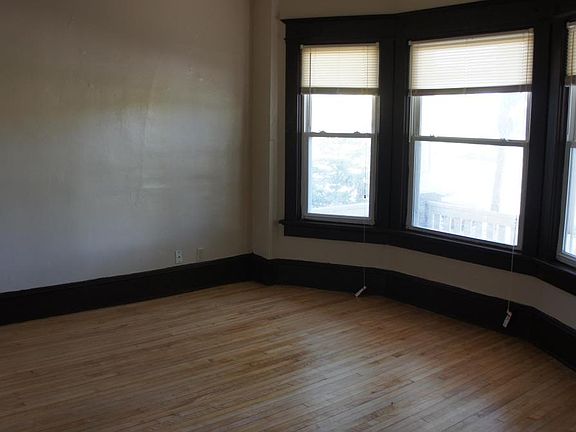 2nd image of 2141 N 47th St #2141