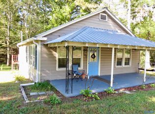 532 Longview Rd, Henagar, AL 35978