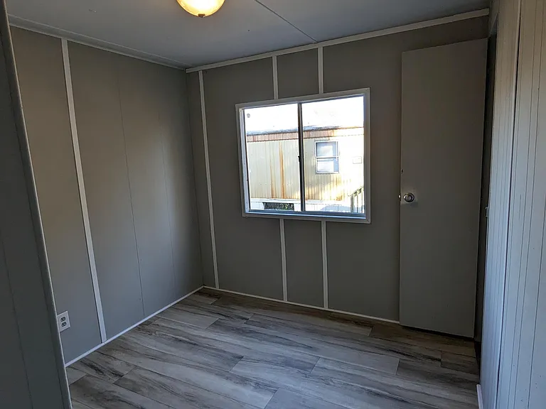 154 Callaway Ln — Photo 27
