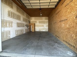 1624 6th Ave SW - Ext Stay & Bays, Aberdeen, SD 57401