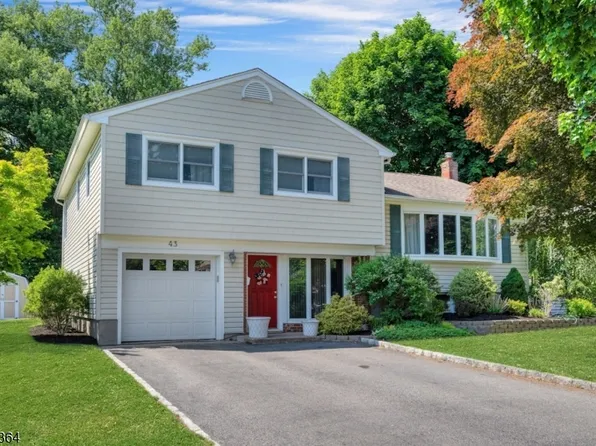 43 Crown Rd, Boonton Town, NJ 07005