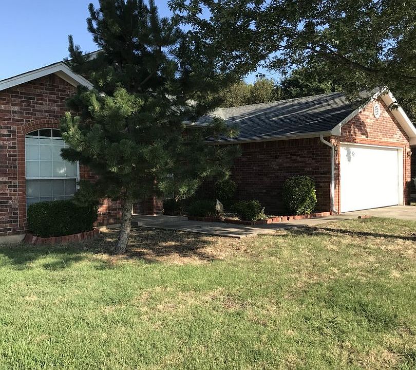 1st image of 1624 Briarcreek