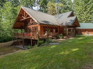 24335 Old Mill Rd SW, Vashon, WA 98070