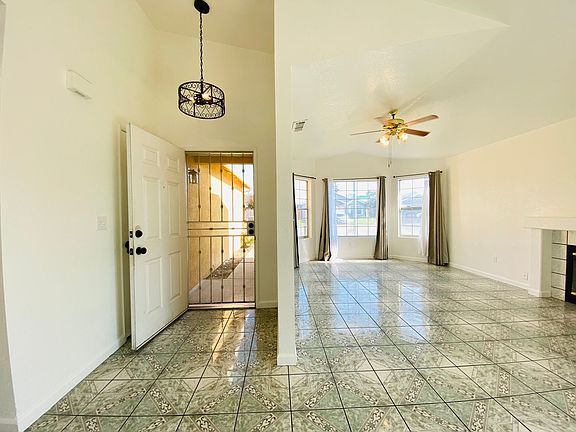 2nd image of 651 Victorian Park Dr