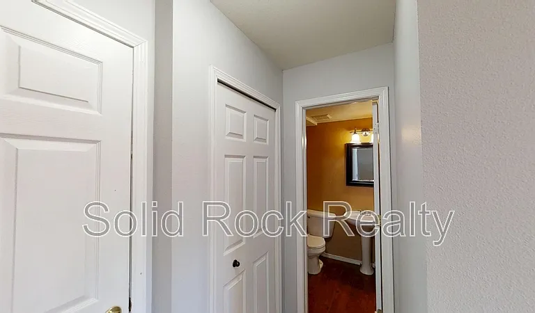 8175 Saint Helena Dr — Photo 10