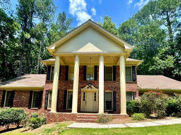 6092 Windsong Way, Stone Mountain, GA 30087