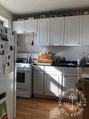 Rented by Brooklyn Heights Real Estate Inc | media 48