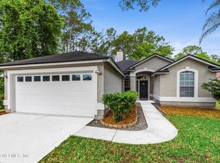 672 Lockwood Ln, Saint Johns, FL 32259