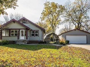 1857 Evergreen Ave, Des Moines, IA 50320